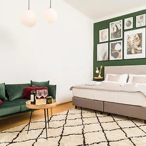 Mint@naschmarkt Premium شقة فندقية