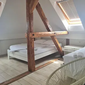 https://azur-rooms-ljubljana.hotels-in-ljubljana.com