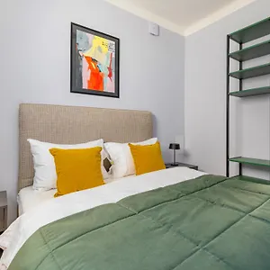 4* Apart-hotel Numa Strauss